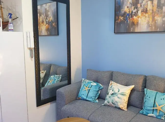 Hapi Haus At Grass Residences With Wifi, Landline & Netflix Aparthotel Manila