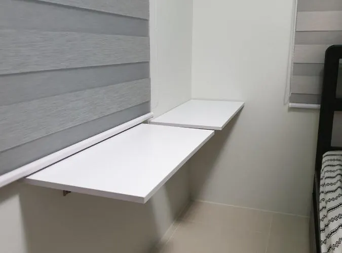 Hapi Haus At Grass Residences With Wifi, Landline & Netflix